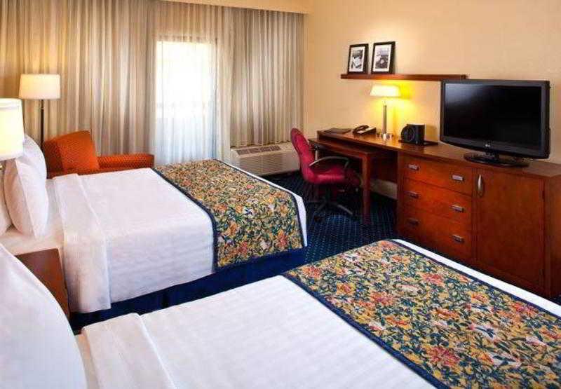 Courtyard By Marriott Little Rock West Otel Oda fotoğraf
